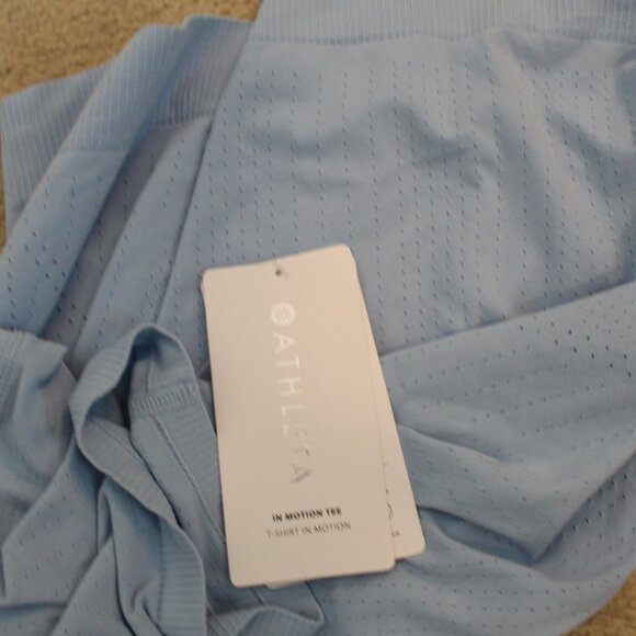 Athleta In Motion Tee/Seamless - New With Tag - Picture 6 of 6